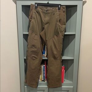 5.11 Tactical Quest Men's Coyote Tan Pants, Size 32x32